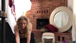 Gorgeous tattooed girl gets creampied during copullation