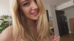 Hindi Xxx Hd Videoमोटी परिपक्व महिला को तेल से मालिश के बाद ड्रिल किया जाता है